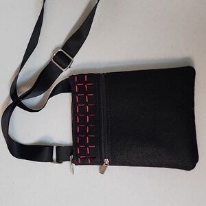 Unique Boutique Modern Bag Collection Cross Body Bag